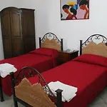 Martius 2 Pensión 3*